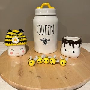 Bee Decor